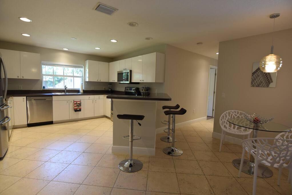 Bernice 3Bd2Bth With Heated Pool Near Siesta Key! Sarasota Eksteriør bilde